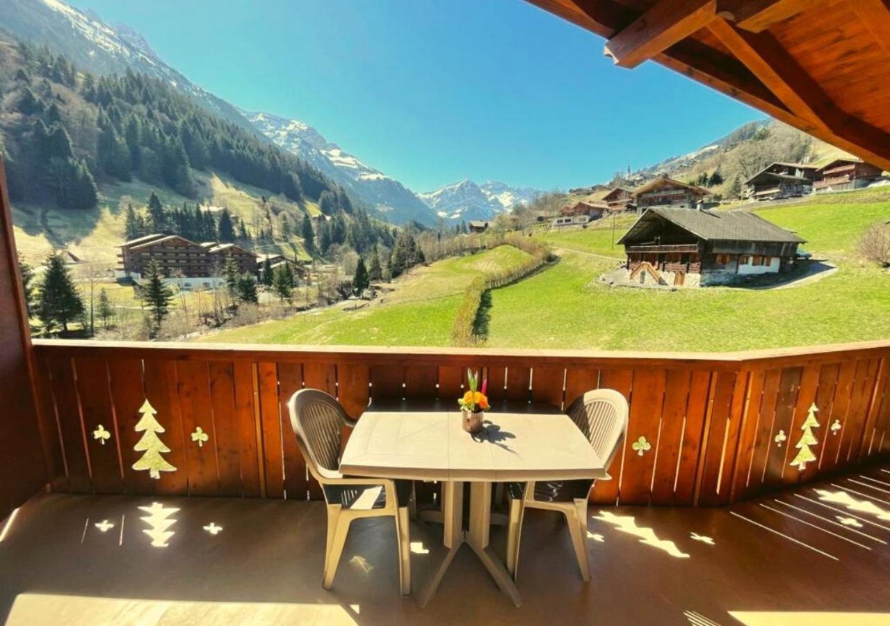 Aparthotel Mountain River Resort Val d'Illiez ภายนอก รูปภาพ