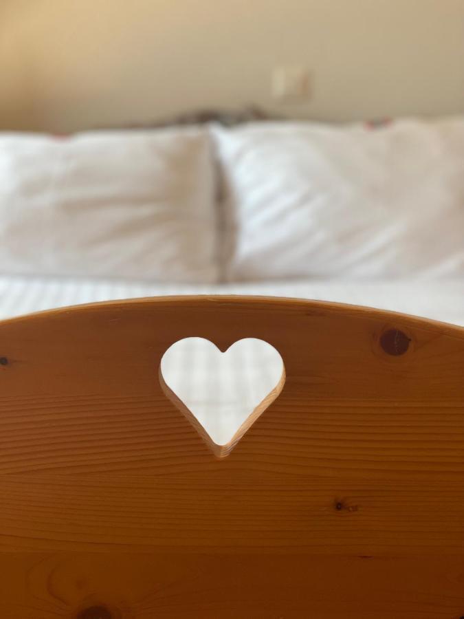 Aparthotel Mountain River Resort Val d'Illiez ภายนอก รูปภาพ