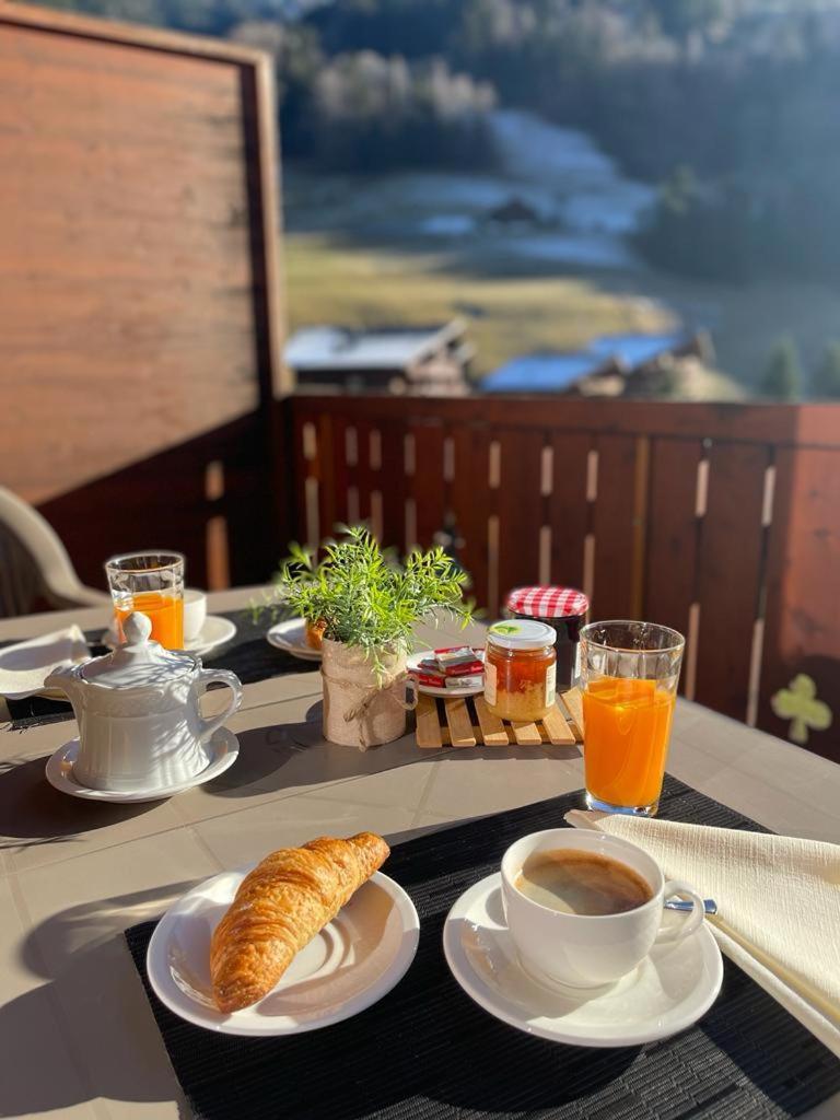 Aparthotel Mountain River Resort Val d'Illiez ภายนอก รูปภาพ