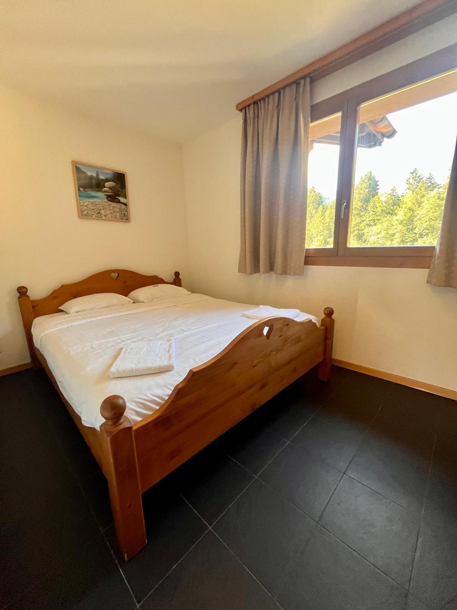 Aparthotel Mountain River Resort Val d'Illiez ภายนอก รูปภาพ