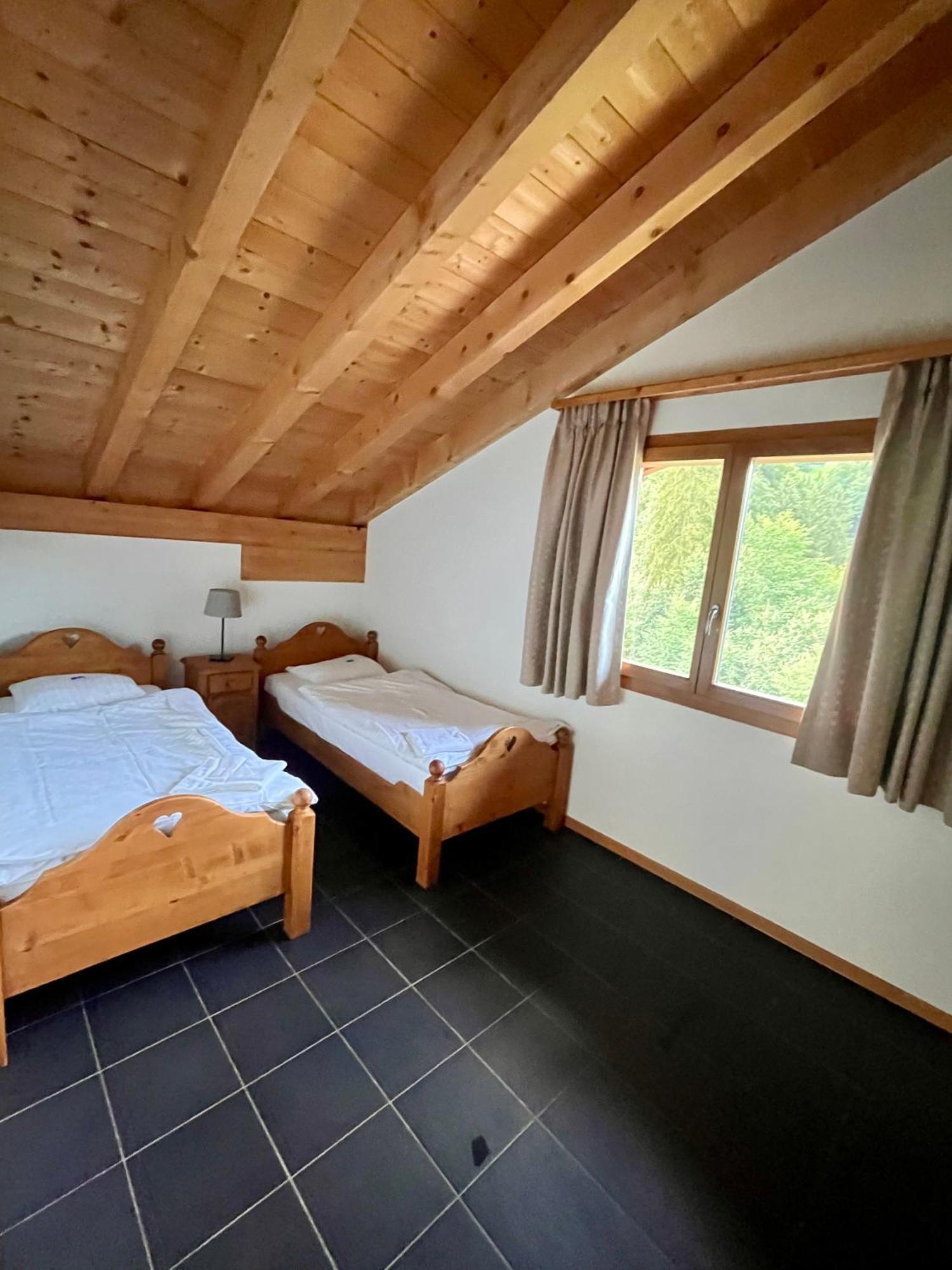 Aparthotel Mountain River Resort Val d'Illiez ภายนอก รูปภาพ