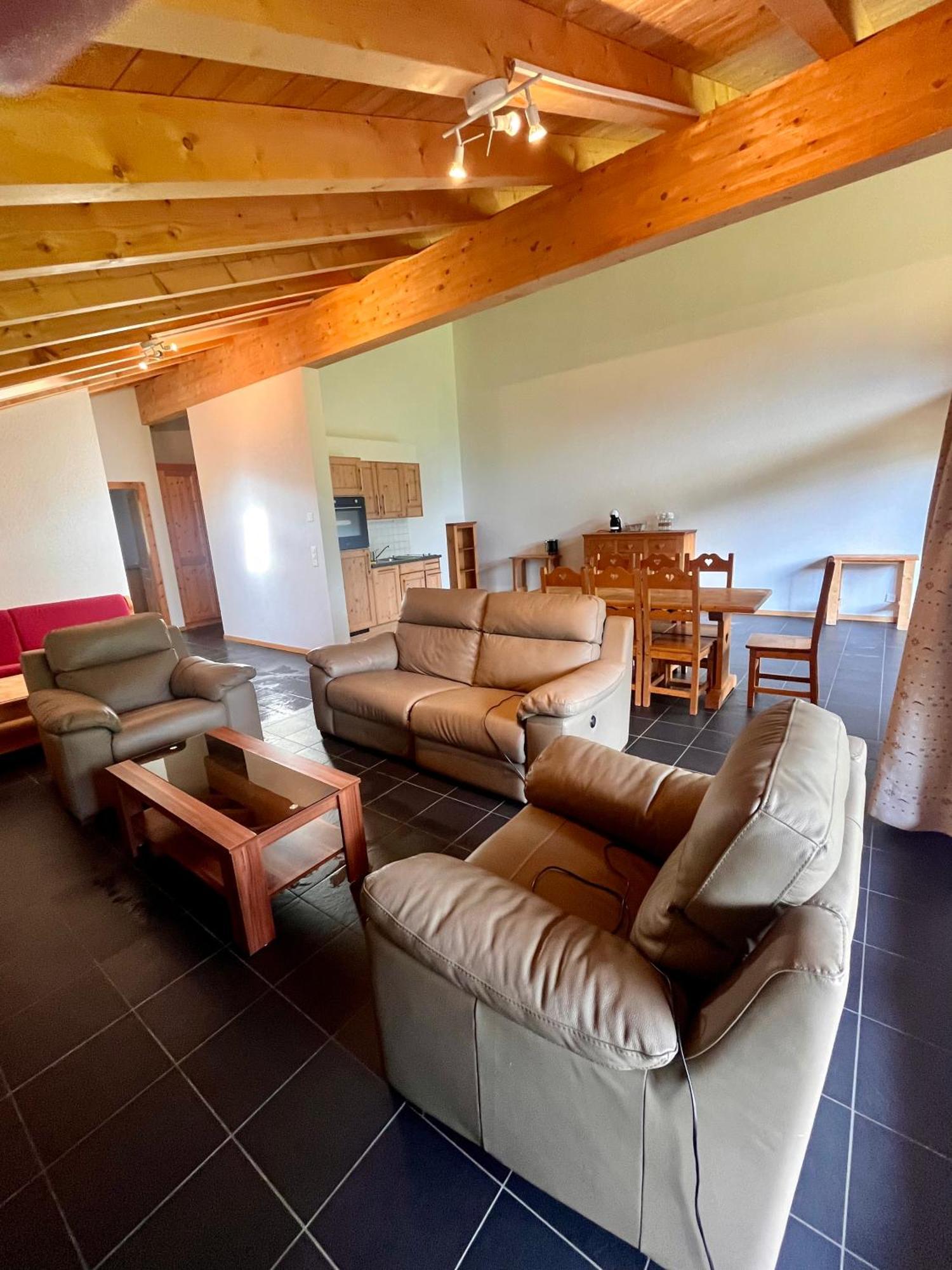 Aparthotel Mountain River Resort Val d'Illiez ภายนอก รูปภาพ