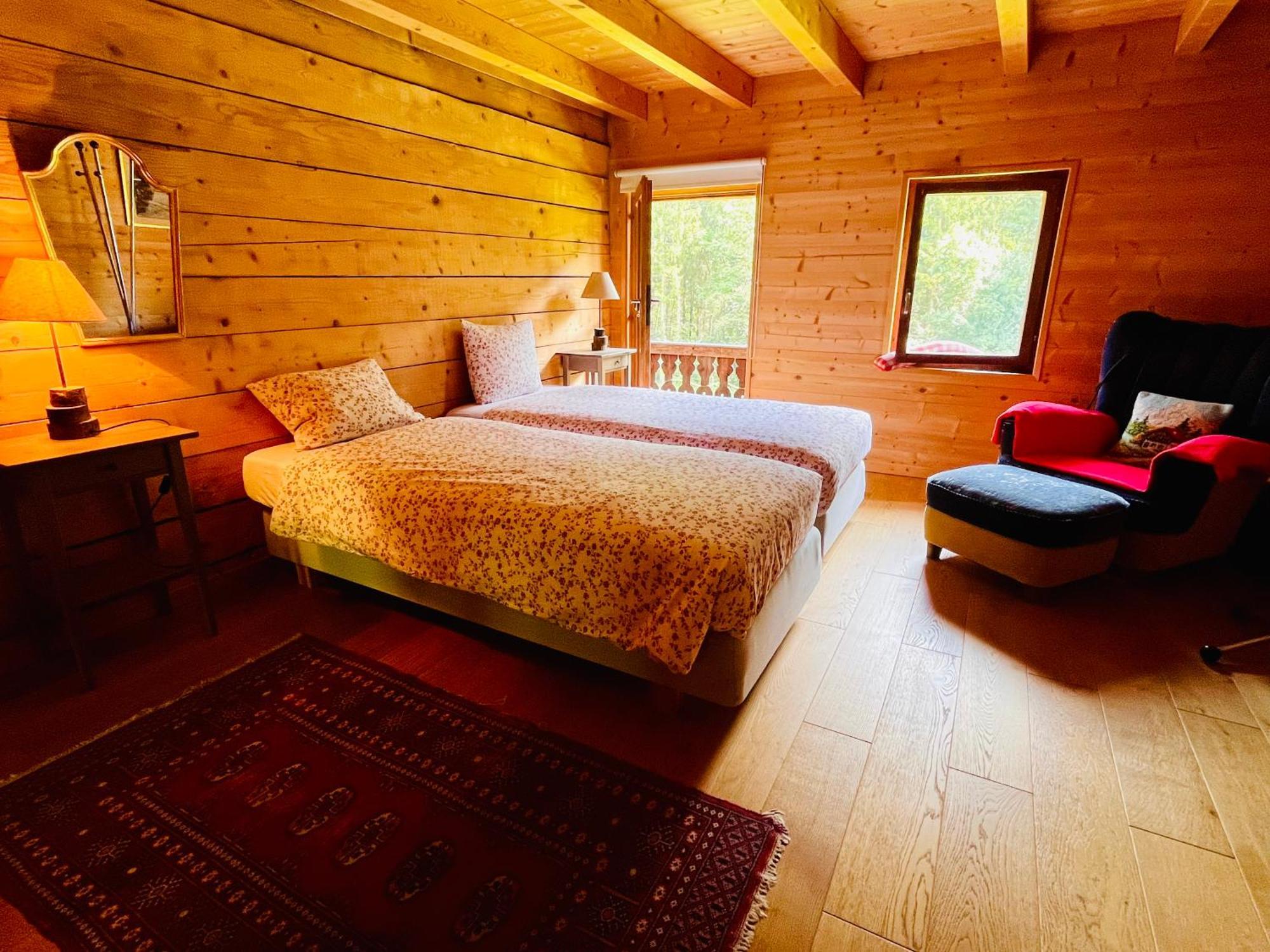 Aparthotel Mountain River Resort Val d'Illiez ภายนอก รูปภาพ